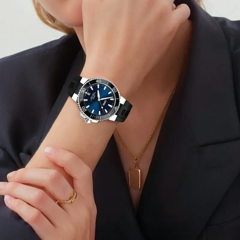 Oris Aquis Date 01 733 7732 4135-07 4 21 64FC-4