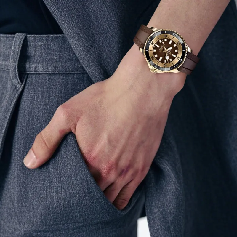 Breitling Men Super Ocean Collection Watch-2