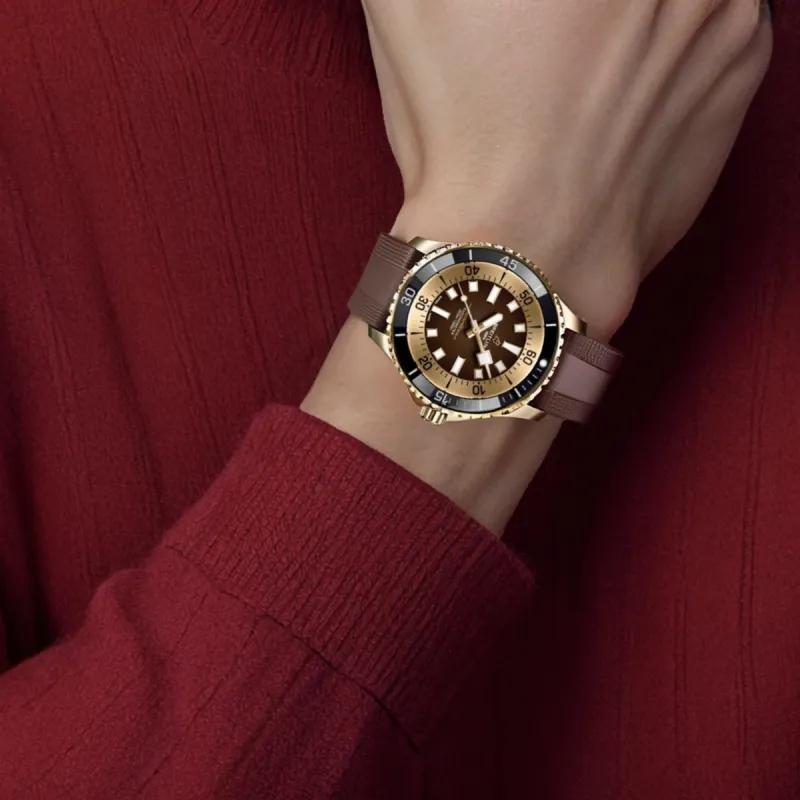 Breitling Men Super Ocean Collection Watch-4