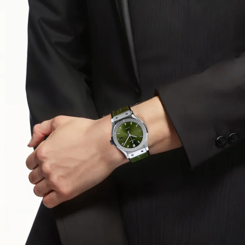 HUBLOT CLASSIC FUSION Collection Automatic Mechanical Movement Men's Watches Watch 42mm Green Dial Titanium Watch Case-3