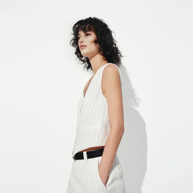 MO&CO Vests Women's White Black Stripes-4
