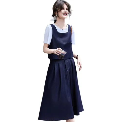 A Paradise For Awakening Skirt Set Women's