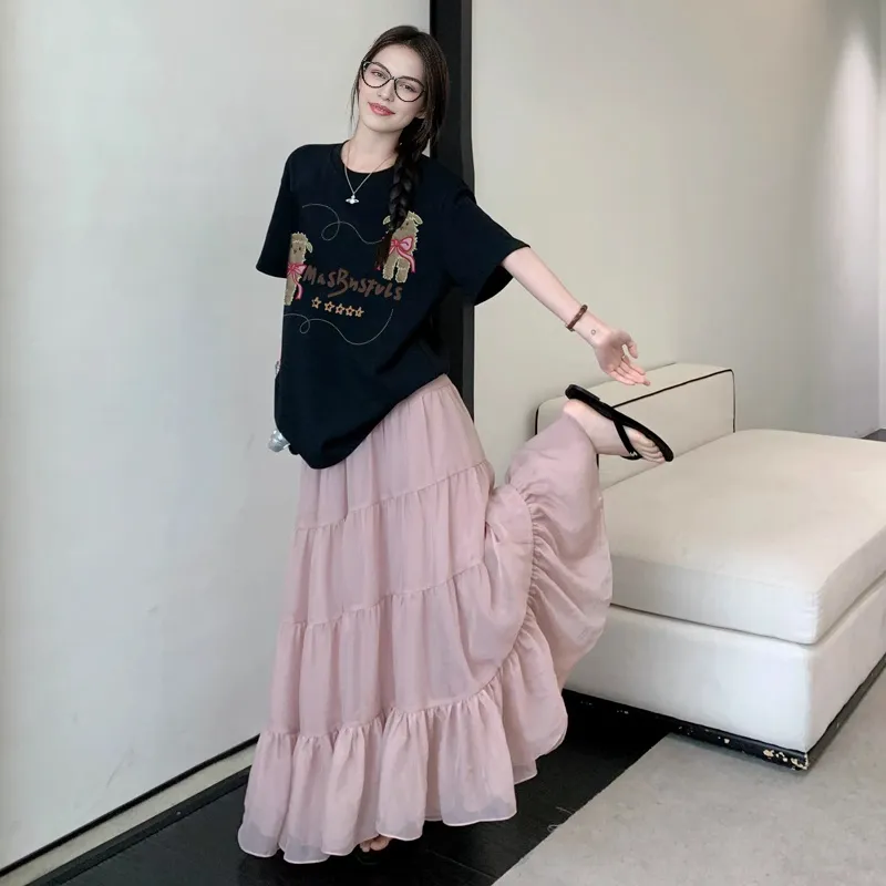 Gentle Welcome Skirt Set Women's-2