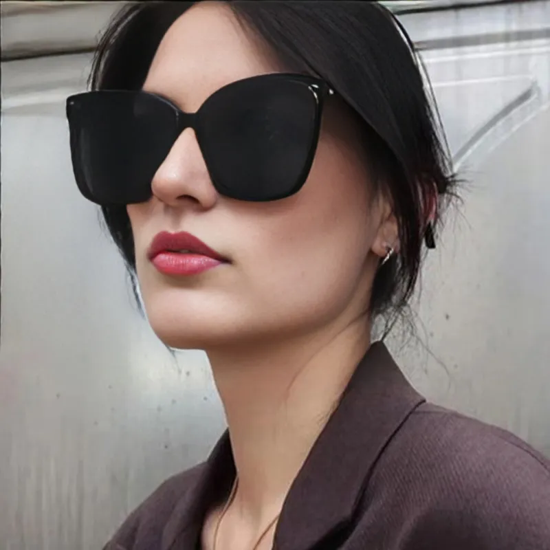 ERROR Plate Frame Butterfly Sunglasses Unisex-4