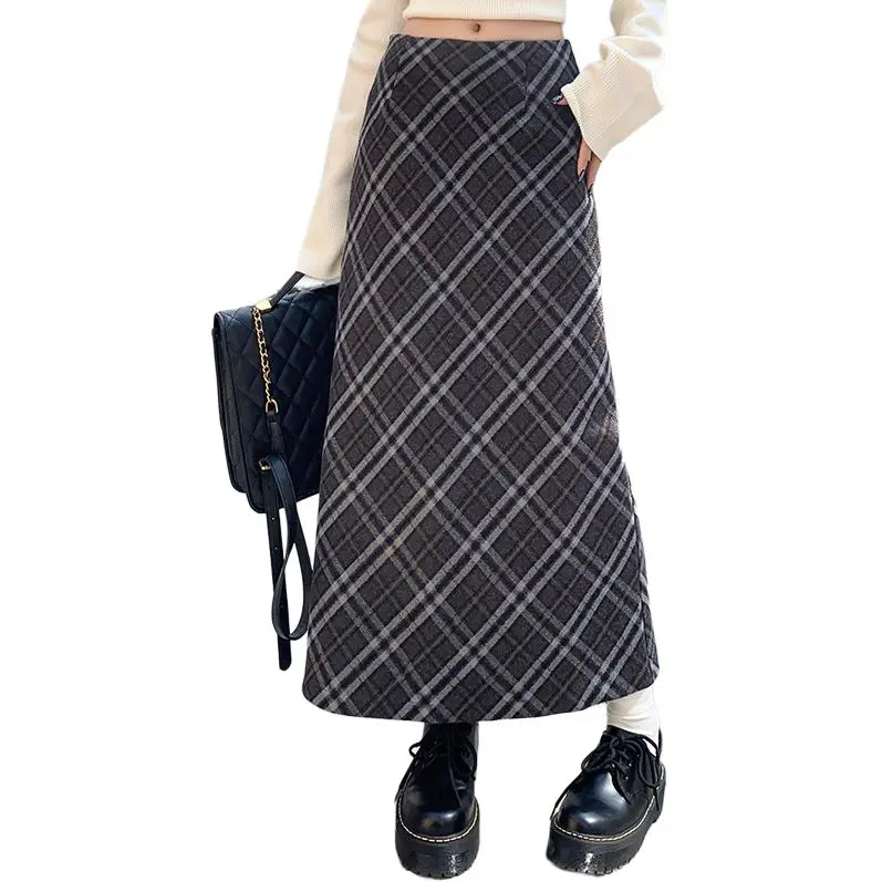 Kazakhstan Casual Long Skirts Women's Black Plaid-4