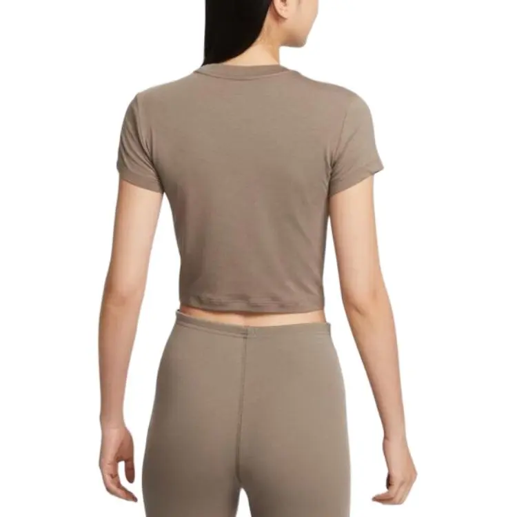 Nike SS25 Regular T Shirt Women's Brown-1