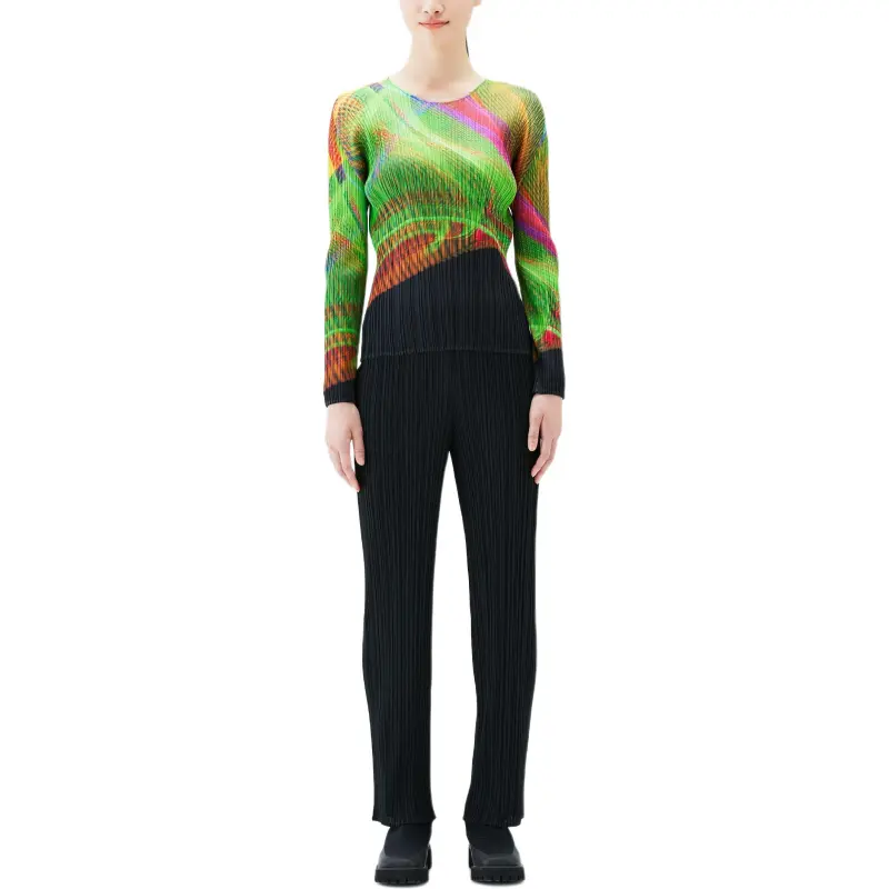 PLEATS PLEASE ISSEY MIYAKE Regular T Shirt Women's Bright Green-1