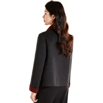 Mylan Cropped Coats Women's Gray & Red