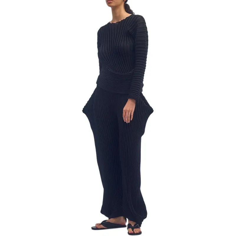 ISSEY MIYAKE T Shirt Women's Black-4