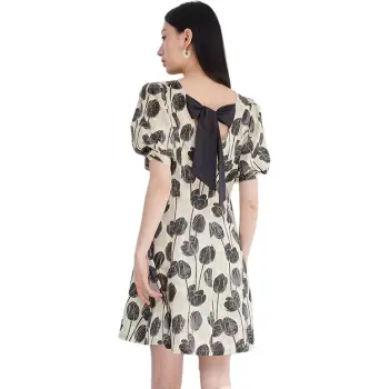Yi Mengyuan Short Sleeved Dress Women's Tulip