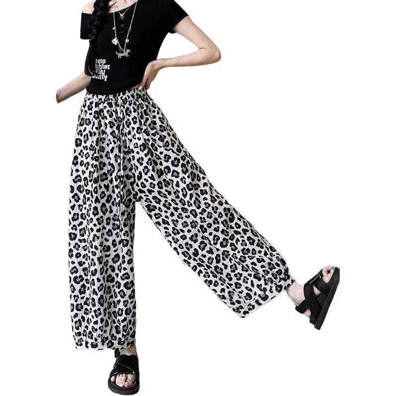 Flowers In Water Casual Pants Women's-1