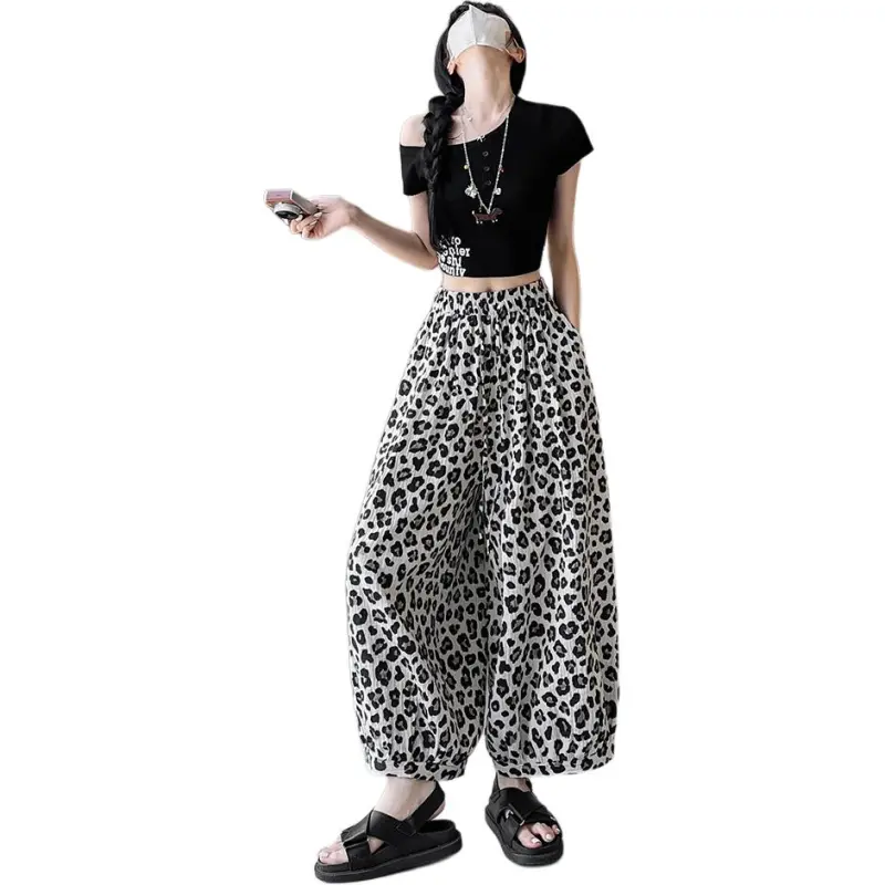 Flowers In Water Casual Pants Women's-2