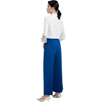BBLLUUEE Shirts Women's