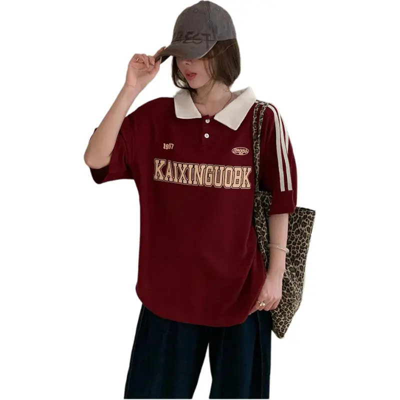 Mu Xiao Xin T Shirt Women's Maroon Letter Polo Collar T Shirt-1
