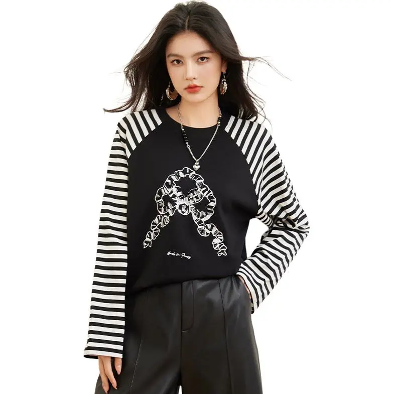 La Chapelle T Shirt And Sweatshirt Women's Black-1