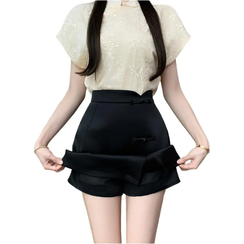 Dior Beauty Casual Shorts Women's-8