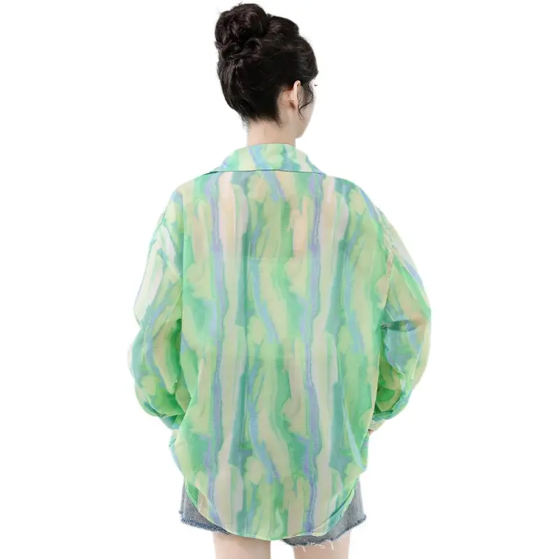 Flowers in water Shirts Women's Green-1