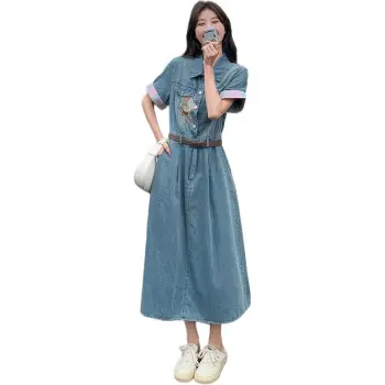 La Chapelle Short Sleeved Dress Women's Image Color