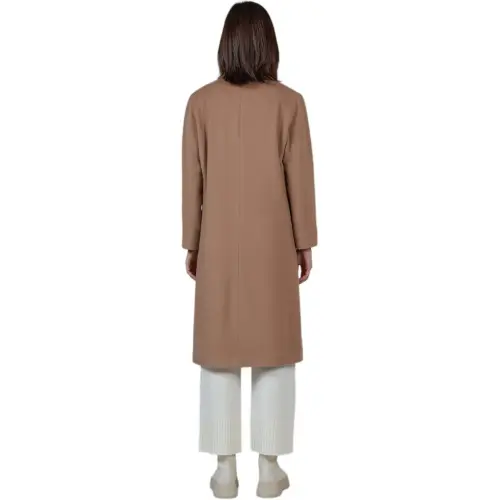 Andrè Maurice Coats Women's