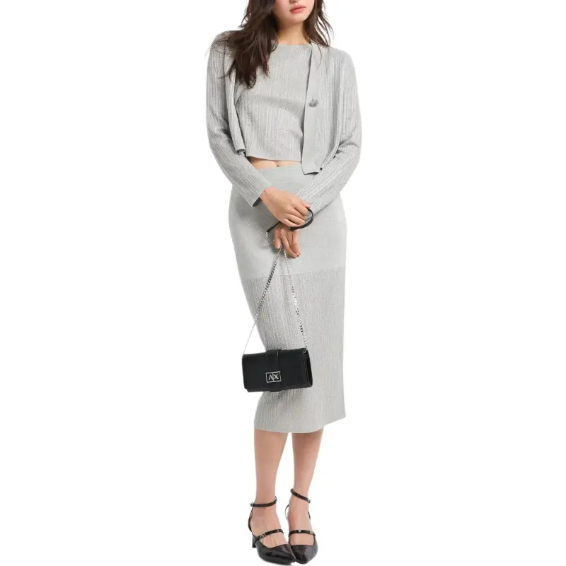 ARMANI EXCHANGE Cropped V neck Cardigan-3