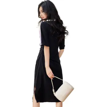 La Chapelle Short Sleeved Dress Women's Image Color