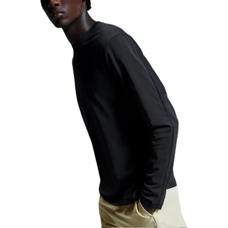 On Focus T T Shirts Men Black-3