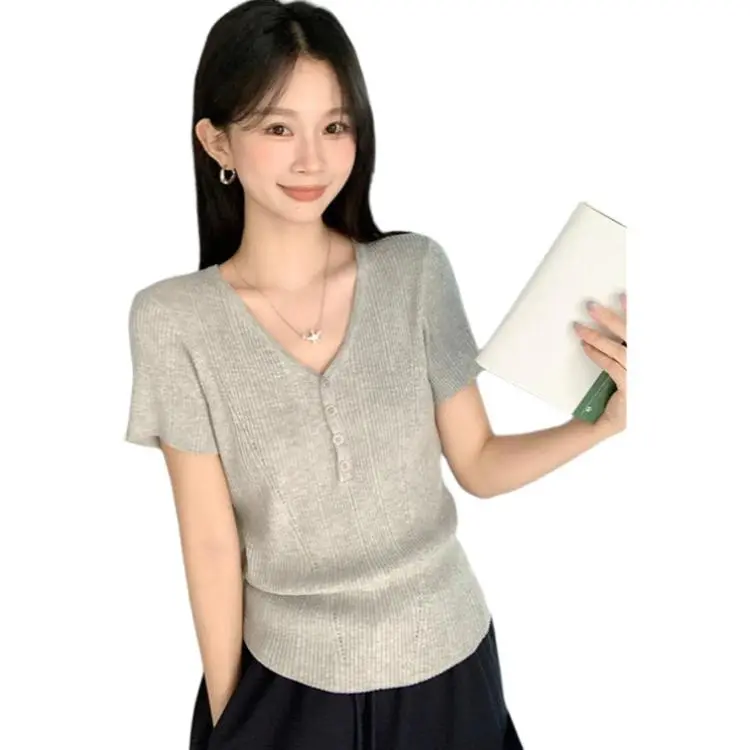 Mu Xiao Xin T Shirts Women's Light Heather Gray-3