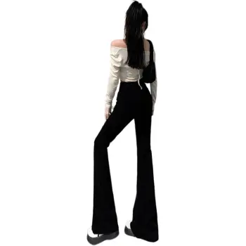 The New Age Family Jeans Women's