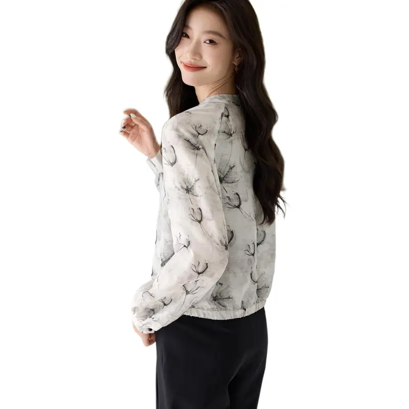 Mo Han Yi Mei Jackets & Coats Women's White With Black Floral-5