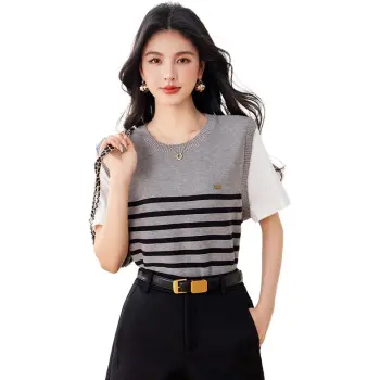 La Chapelle Knitwear Women's Gray Stripes