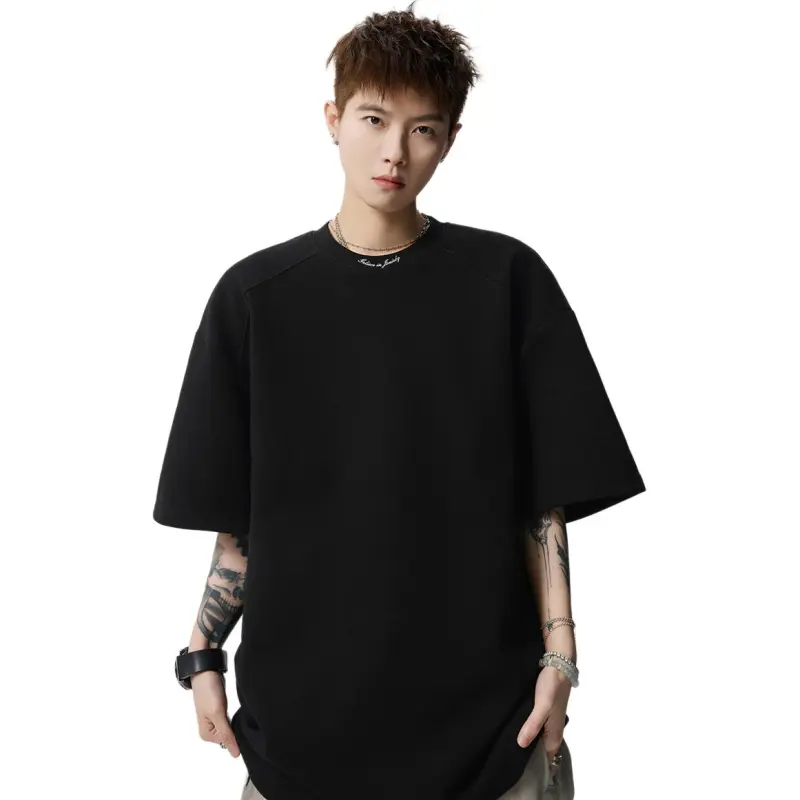 GEOFFREY B. SMALL Short Sleeved Unisex-2