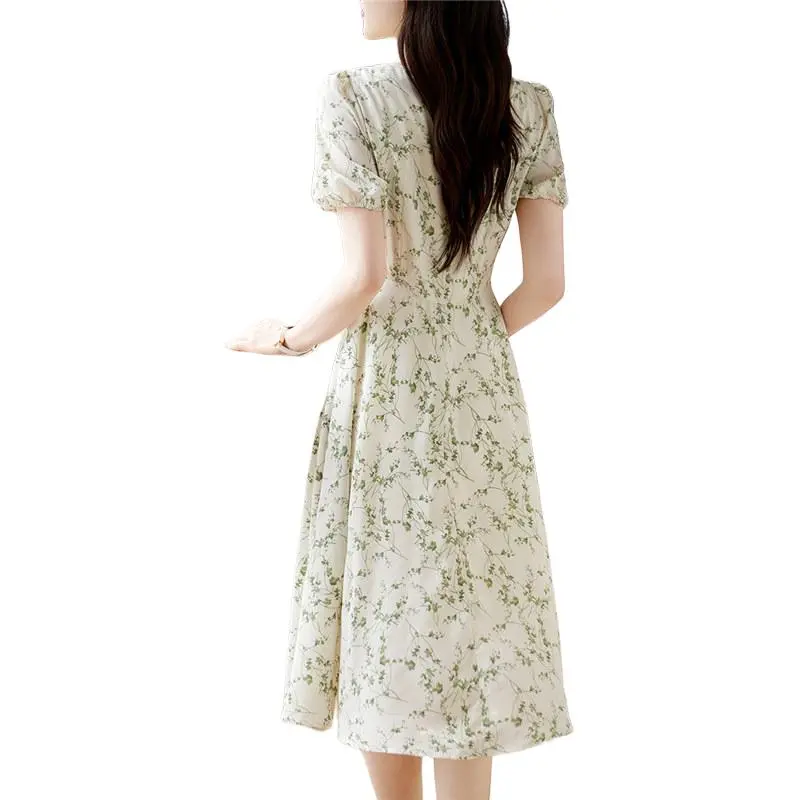 Still Quiet Short Sleeved Dress Women's Beige+Green-1