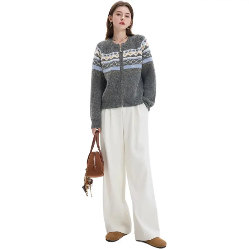 3COLOUR FW24 Sweater Women's Stone Gray Geometry-1