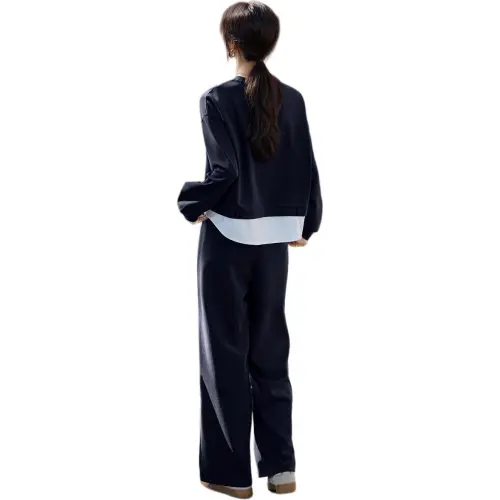 Mo Han Yi Mei Casual Suit Women's Deep Navy Blue & White