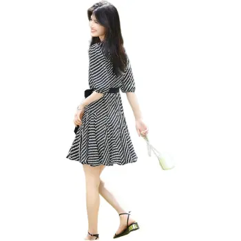 Still Quiet Short Sleeved Dress Women's Black White