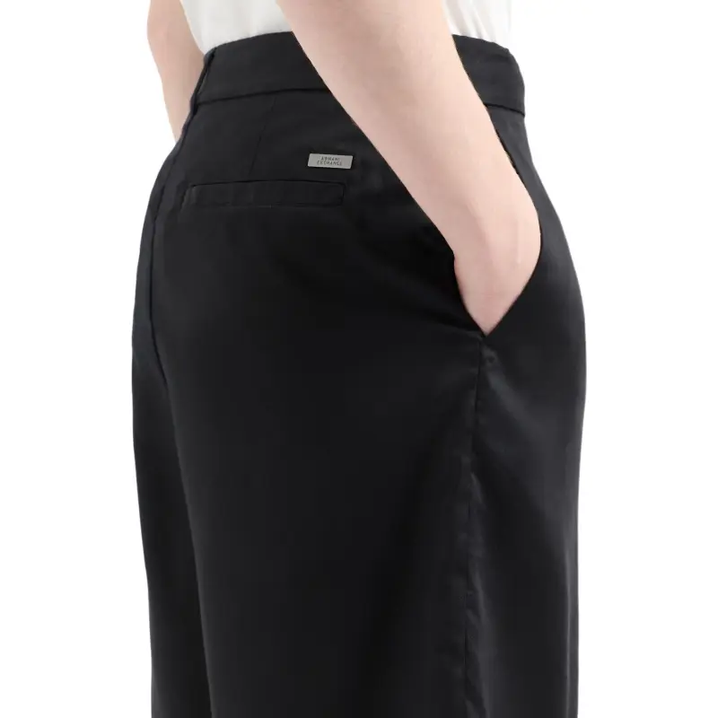 ARMANI EXCHANGE Logo plaque Shorts-4