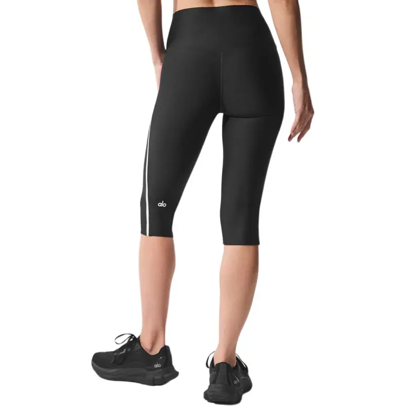 Alo Yoga Shorts Women's-4