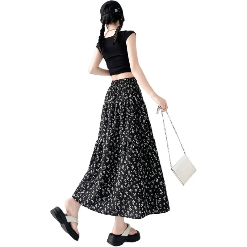 Flowers In Water Casual Long Skirt Women's Black-1
