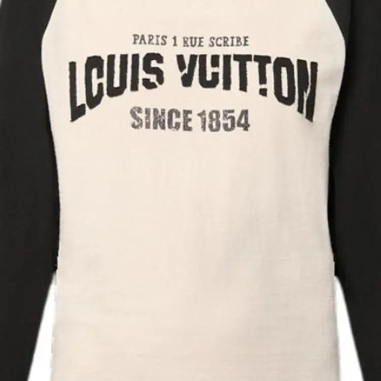 LOUIS VUITTON Signature Varsity Long Sleeved Top-3