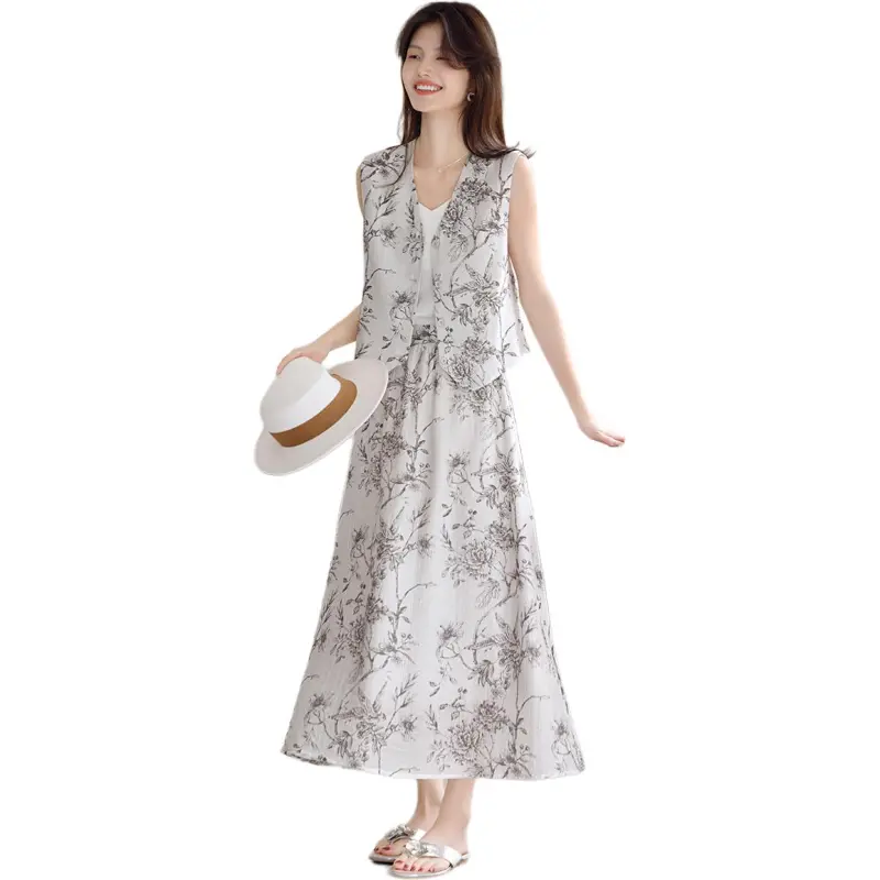 XWI Skirt Set Women's White Base Line Floral-1
