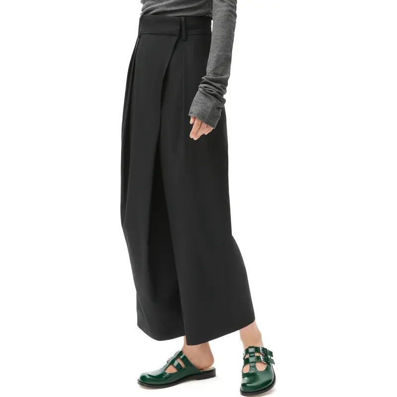 LOEWE Cropped Wrap Trousers 'Black'-3