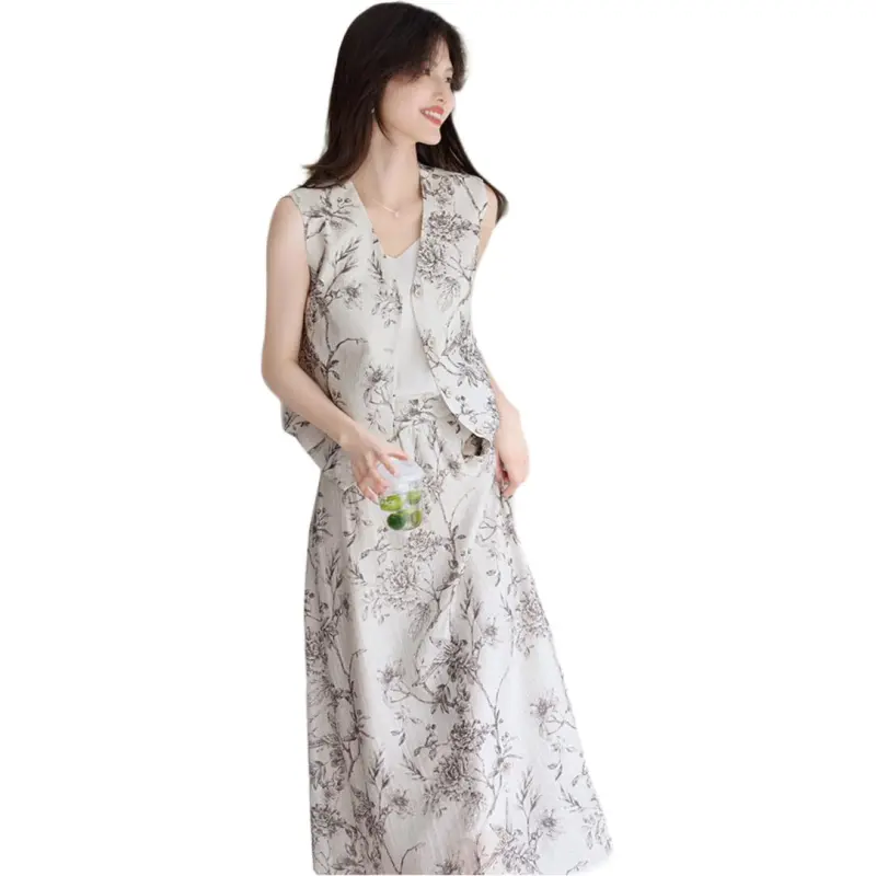 XWI Skirt Set Women's White Base Line Floral-2