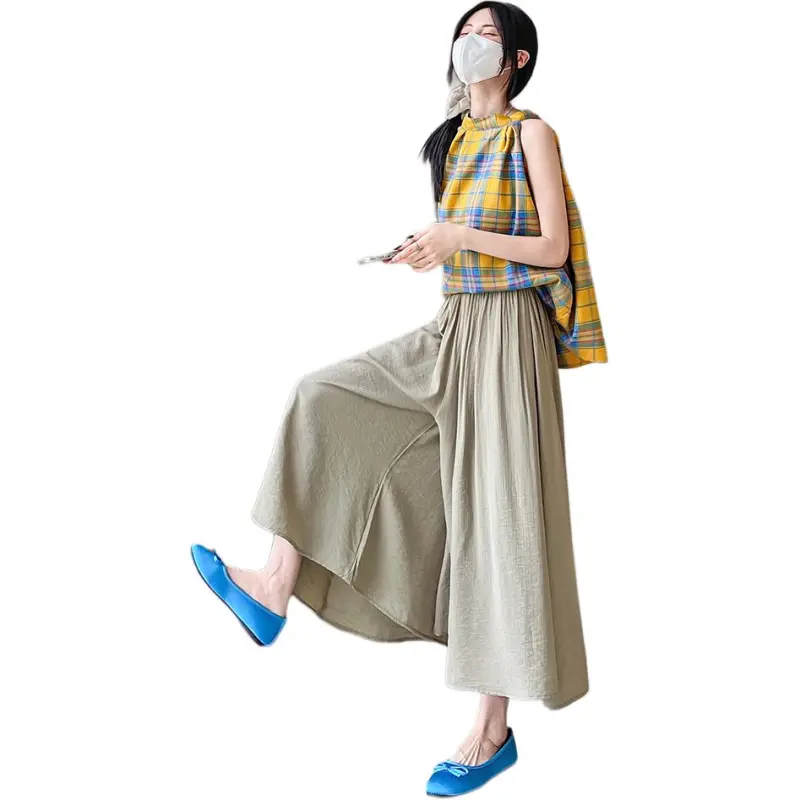 Flowers In Water Casual Pants Women's-1
