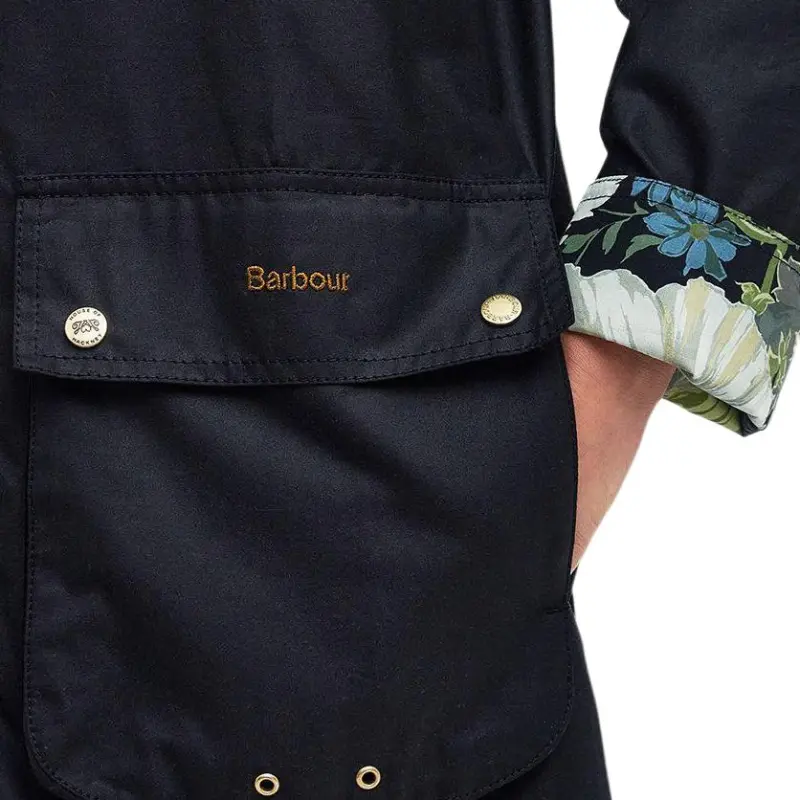 BARBOUR Jackets Coats Women's Black-5
