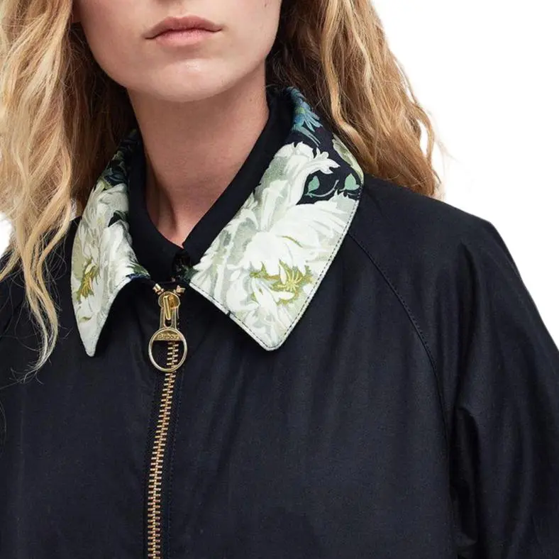 BARBOUR Jackets Coats Women's Black-3