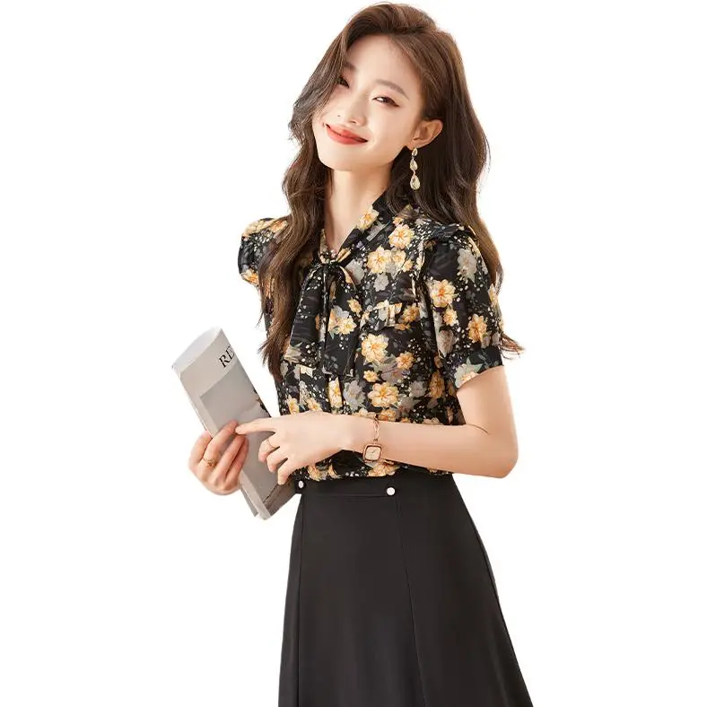 La Chapelle Shirts Women's Black Floral-2