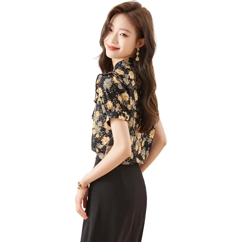 La Chapelle Shirts Women's Black Floral-1
