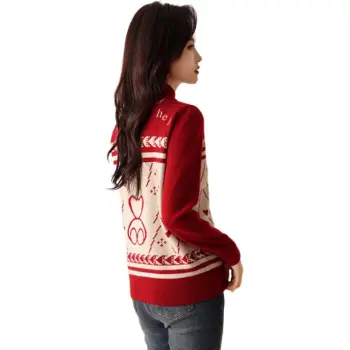 X MOOM Sweater Women's Burgundy