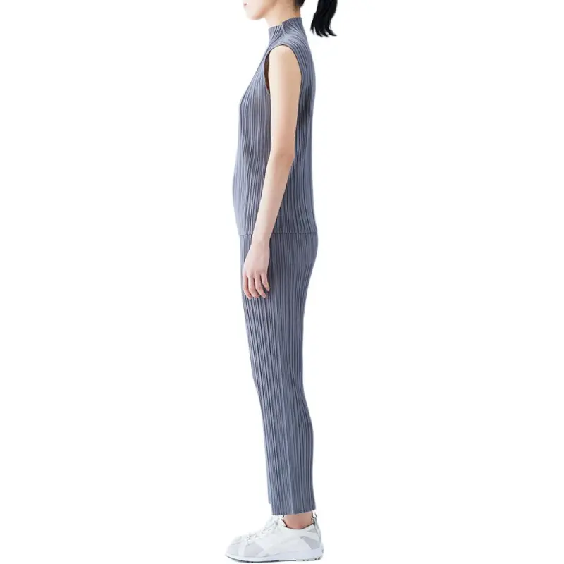 PLEATS PLEASE ISSEY MIYAKE SS22 Camisole Women's Gray-4