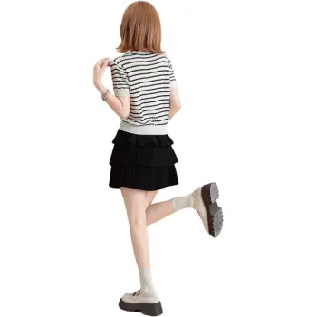 FAWENXIANGZI Crop Tops Women's White Black Stripes